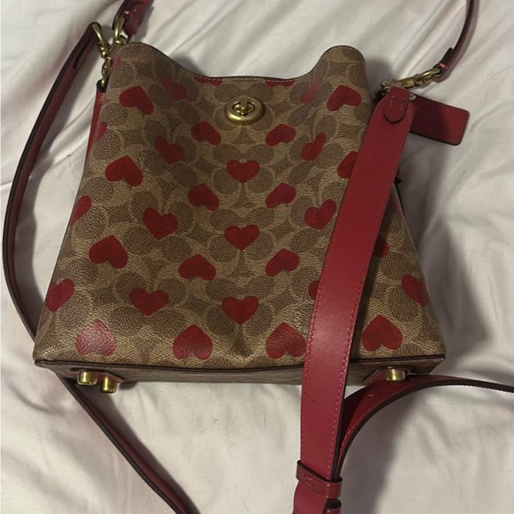 Coach purse “willow” bucket bag in signature canvas